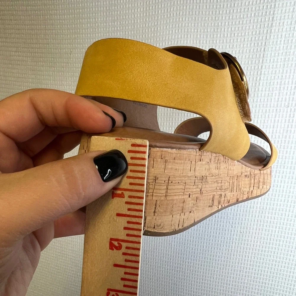 EuroSoft by Sofft Finnly Mustard Yellow Cork Wedge Platform Sandals Womens 10M